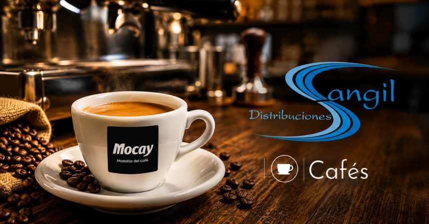 Café para hostelería en Sarria, Lugo y comarcas Café recién servido en la barra de una cafetería